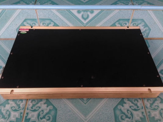 แอมป์คลาสดี BJ 2500W มือสองสภาพดี ใช้งานปกติ เบสแน่นจุอก ขับ10&quot;-12&quot;หล่อว้อยไม่เกิน3.5&quot;ได้ ขาย 2650 บาท สนใจ0892425454 อยู่สระบุรีส่งได้