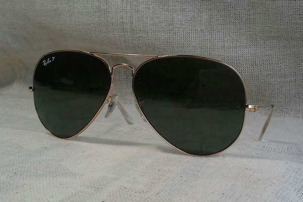 แว่นตา 'เดอะ บิ๊กเนม' ตัวจริง! อิตาลีตัวแท้! ใหม่กริ๊บ! Authentic RAY-BAN handmade in Italy บิ๊กไซซ์! 62mm ตัวแท้! จริงใจ - ไม่จิงโจ้! แว่นตา 'เดอะ บิ๊กเนม' ตัวจริง! อิตาลีตัวแท้! ใหม่กริ๊บ! Authentic RAY-BAN handmade in Italy บิ๊กไซซ์! 62mm ตัวแท้! จริงใจ - ไม่จิงโจ้!
