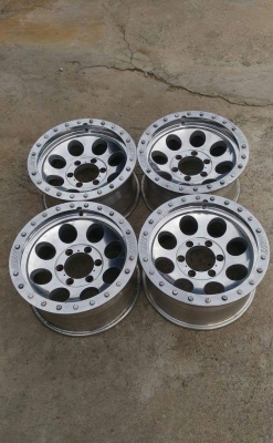 ขายล้อ MICKEY THOMPSON บีทล็อค 16x8" ลบ 12 แท้สวยๆ ขายล้อ MICKEY THOMPSON บีทล็อค 16x8" ลบ 12 แท้สวยๆ