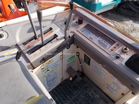 ราคาปกติ155,000 ลดเหลือ99,000 บาท รถเกี่ยวข้าวนั่งขับ KUBOTA รุ่นSR315 รหัสสินค้า 81004783 ติดต่อ 081-8283376  www.nihonmono.com