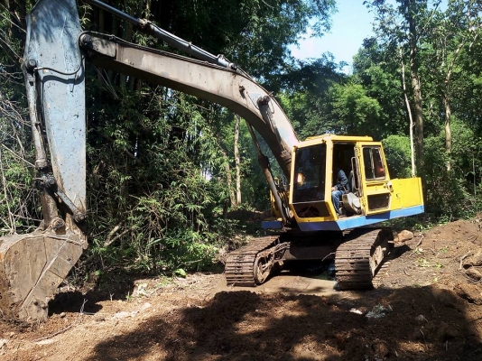 ขาย!! >>> Sumitomo EJ200 คอนโทรนสั้น 245,000 บาท <<< เบอร์ติดต่อ 098-7155789