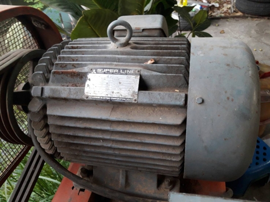 ขายปั๊มลมขนาดใหญ่ กว้าง 2 เมตร ไฟ 3 เฟส มอเตอร์ 15 แรง สภาพดี