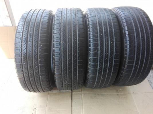 ขายยาง michelin 225 65 17 ปี 14 ยางสภาพดี ดอกสวยหนา เสมอ ไม่เป็นคลื่น ไม่กินข้าง ไม่ประ ไม่บวม