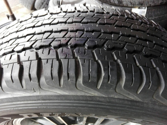 แม็กขอบ 17 พร้อมยาง DUNLOP 265 65 17 ปี 13 สภาพสวยทั้ง 4 วง ตามรูป แม็กขอบ 17 พร้อมยาง DUNLOP 265 65 17 ปี 13 สภาพสวยทั้ง 4 วง ตามรูป