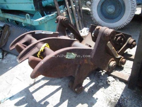 พิเศษราคา 39,000 บาท หัวหนีบ รหัสสินค้า 80802528 สำหรับ รถขุด PC60, SK60 รูสลัก 55mm. ความกว้างสลัก 33 cm.ติดต่อ 081-8283376  www.nihonmono.com