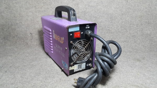ตู้เชื่อม iweld 140 igbt(ขอบคุณพี่ศักดิ์สงคราม จากอยุธยา) ตู้เชื่อม iweld 140 igbt(ขอบคุณพี่ศักดิ์สงคราม จากอยุธยา)