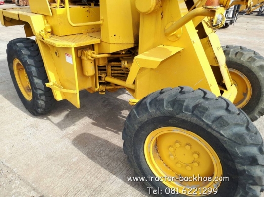 ขาย รถตักล้อยาง KOMATSU 505 เอวอ่อน 4 WD เครื่องดี รับประกันสภาพสมบูรณ์ เก่านอกแท้ พร้อมใช้งาน ขาย รถตักล้อยาง KOMATSU 505 เอวอ่อน 4 WD เครื่องดี รับประกันสภาพสมบูรณ์ เก่านอกแท้ พร้อมใช้งาน