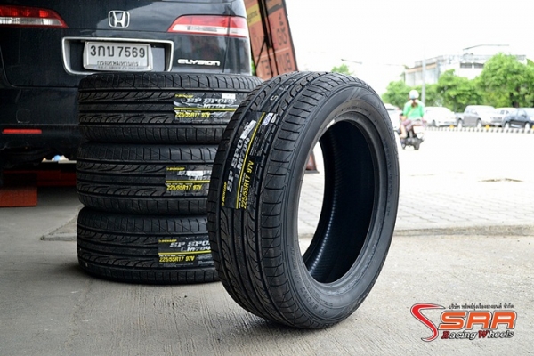 DUNLOP LM704 225/55R17 เส้นละ 3,750 บาท DUNLOP LM704 225/55R17 เส้นละ 3,750 บาท