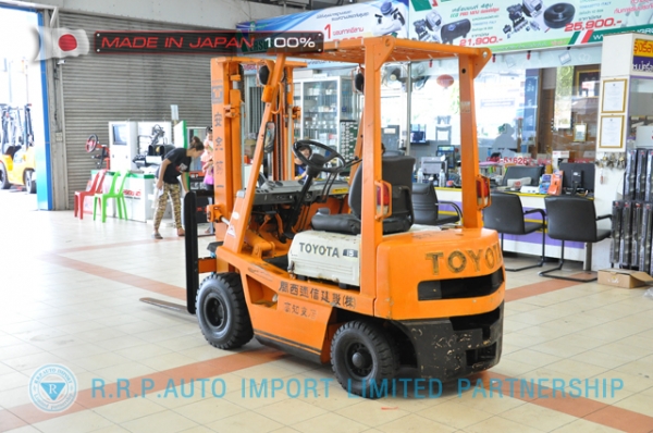 ขายรถโฟล์คลิฟท์มือสอง TOYOTA รุ่น 4FGL15-40298 นำเข้าจากประเทศญี่ปุ่น 100\% ไม่เคยใช้งานในไทย