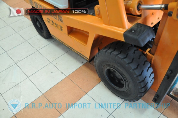 ขายรถโฟล์คลิฟท์มือสอง TOYOTA รุ่น 4FGL15-40298 นำเข้าจากประเทศญี่ปุ่น 100\% ไม่เคยใช้งานในไทย