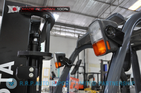 ขายรถโฟล์คลิฟท์มือสอง TOYOTA รุ่น 8FDL15-31429 นำเข้าจากประเทศญี่ปุ่น 100\% ไม่เคยใช้งานในไทย