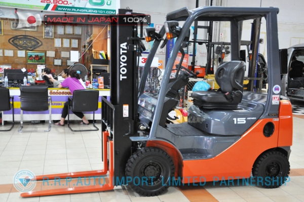 ขายรถโฟล์คลิฟท์มือสอง TOYOTA รุ่น 8FDL15-31429 นำเข้าจากประเทศญี่ปุ่น 100\% ไม่เคยใช้งานในไทย