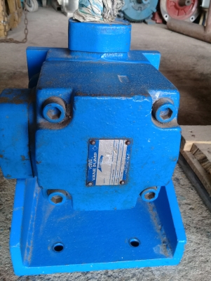 ชุดประกอบปั้มไฮดรอลิค 10แรง สภาพใหม่ ชุดประกอบปั้มไฮดรอลิค 10แรง สภาพใหม่