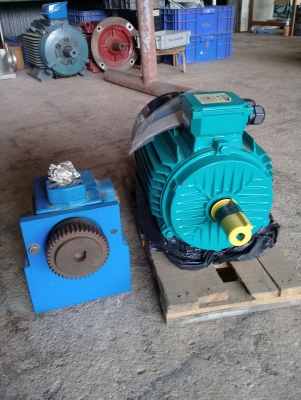 ชุดประกอบปั้มไฮดรอลิค 10แรง สภาพใหม่ ชุดประกอบปั้มไฮดรอลิค 10แรง สภาพใหม่