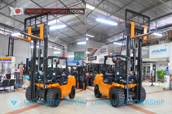 ขายรถโฟล์คลิฟท์มือสอง TOYOTA รุ่น 7FG45-50692 นำเข้าจากประเทศญี่ปุ่น 100\% ไม่เคยใช้งานในไทย