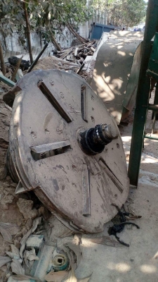 ขายจานสับไม้ขนาด130ซม.6ใบมีดสนใจติดต่อ0941929949