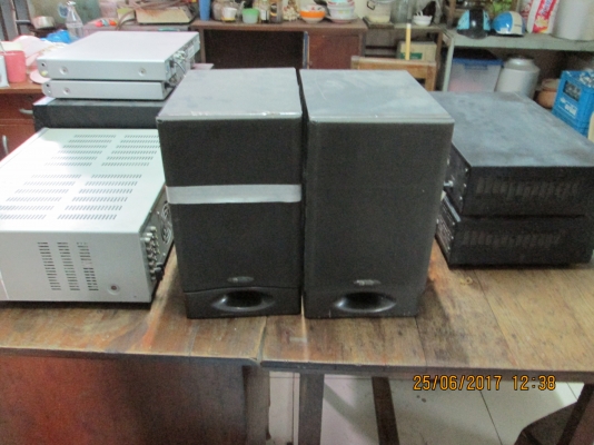 ขาย ฃุดเครื่องเสียง  ครบทุกฃิ้นครับ   ขายยก 6000บาท