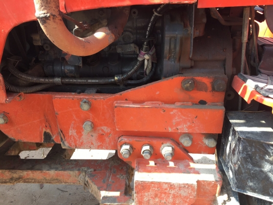 ขาย 335,000 บาท KUBOTA M7040 ปี 51 ทำงาน 6,331 ชม. เครื่องดี เกียร์ดี (ใบมีดหน้า -หาง 7 ) รถสวยพร้อมใช้ เอกสารเล่มทะเบียน รถอยู่ จ.สกลนคร โทร&ไอดีไลน์ 0610710295 ขาย 335,000 บาท KUBOTA M7040 ปี 51 ทำงาน 6,331 ชม. เครื่องดี เกียร์ดี (ใบมีดหน้า -หาง 7 ) รถสวยพร้อมใช้ เอกสารเล่มทะเบียน รถอยู่ จ.สกลนคร โทร&ไอดีไลน์ 0610710295