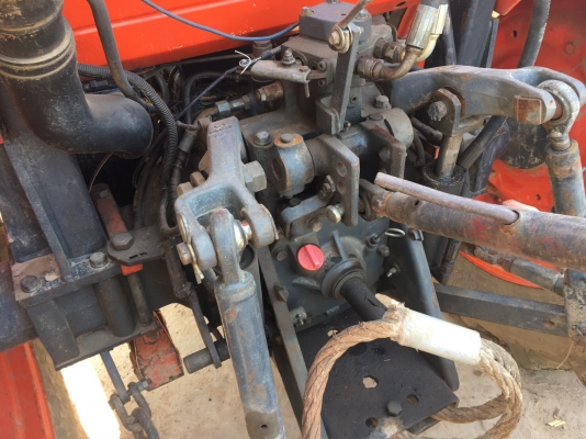 ขาย 335,000 บาท KUBOTA M7040 ปี 51 ทำงาน 6,331 ชม. เครื่องดี เกียร์ดี (ใบมีดหน้า -หาง 7 ) รถสวยพร้อมใช้ เอกสารเล่มทะเบียน รถอยู่ จ.สกลนคร โทร&ไอดีไลน์ 0610710295 ขาย 335,000 บาท KUBOTA M7040 ปี 51 ทำงาน 6,331 ชม. เครื่องดี เกียร์ดี (ใบมีดหน้า -หาง 7 ) รถสวยพร้อมใช้ เอกสารเล่มทะเบียน รถอยู่ จ.สกลนคร โทร&ไอดีไลน์ 0610710295