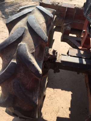 ขาย 335,000 บาท KUBOTA M7040 ปี 51 ทำงาน 6,331 ชม. เครื่องดี เกียร์ดี (ใบมีดหน้า -หาง 7 ) รถสวยพร้อมใช้ เอกสารเล่มทะเบียน รถอยู่ จ.สกลนคร โทร&ไอดีไลน์ 0610710295 ขาย 335,000 บาท KUBOTA M7040 ปี 51 ทำงาน 6,331 ชม. เครื่องดี เกียร์ดี (ใบมีดหน้า -หาง 7 ) รถสวยพร้อมใช้ เอกสารเล่มทะเบียน รถอยู่ จ.สกลนคร โทร&ไอดีไลน์ 0610710295