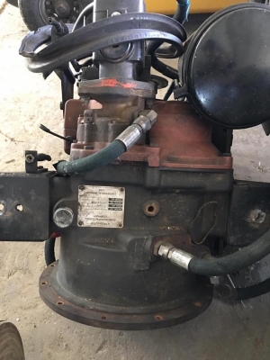 เกียร์รถตักล้อยางใส่รุ่น LX-80-100