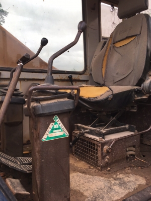 ขาย 120SK04 KOBELCO ชื้อมาใช้งาน2ปีปีเก่านอกสภาพดีพร้อมใช้ ขาย600,000สนใจติดต่อ 0895770265