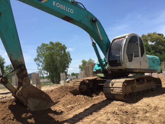 ขาย Kobelco sk200-5 เครื่องดี ปั้มแรง เอวแน่น โซ่เปลี่ยนมาใหม่ ไฟฟ้าครบ ท่านใดสนใจมาดูได้ที่ อ.สัตหีบ ชลบุรี