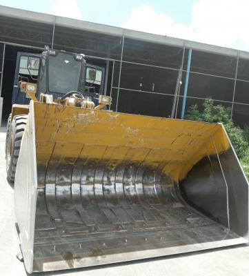 KOMATSU WA400-1 เอกสารซื้อ-ขาย รถสวยมากพร้อมใช้ ขายไม่แพง