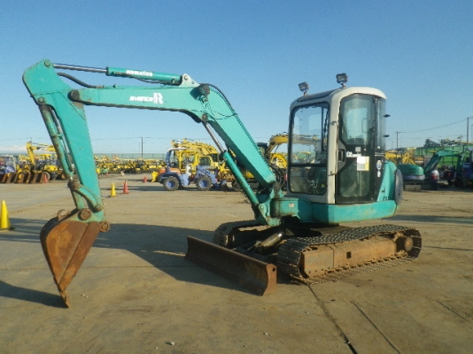 Komatsu PC40R-8 เก่าญี่ปุ่น ตู้เก๋ง แทรคเหล็ก