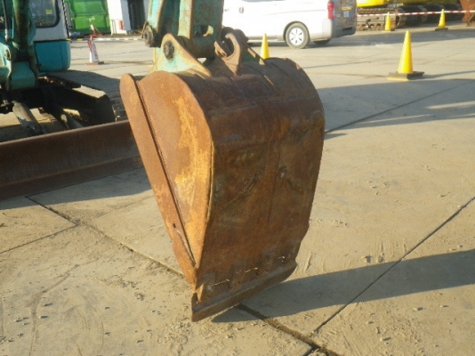 Komatsu PC40R-8 เก่าญี่ปุ่น ตู้เก๋ง แทรคเหล็ก