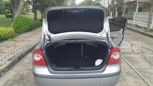 Ford Focus ปี 2007 เครื่อง1800 เกียร์ออร์โต้ เบาะผ้า รถเดิมๆ ไม่มีชนหนัก รับประกัน ติดแก๊สLPG หัวฉีด ถังโดนัด พร้อมใช้ แอร์เย็น ภายในสะอาด สนใจทดลองขับ ได้ ที่บ้าน นนทบุรี บางใหญ่ จัดไฟแนนซ์ได้ สนใจโทรเลย