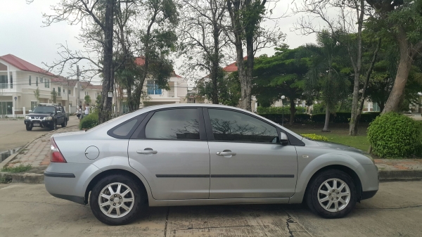 Ford Focus ปี 2007 เครื่อง1800 เกียร์ออร์โต้ เบาะผ้า รถเดิมๆ ไม่มีชนหนัก รับประกัน ติดแก๊สLPG หัวฉีด ถังโดนัด พร้อมใช้ แอร์เย็น ภายในสะอาด สนใจทดลองขับ ได้ ที่บ้าน นนทบุรี บางใหญ่ จัดไฟแนนซ์ได้ สนใจโทรเลย