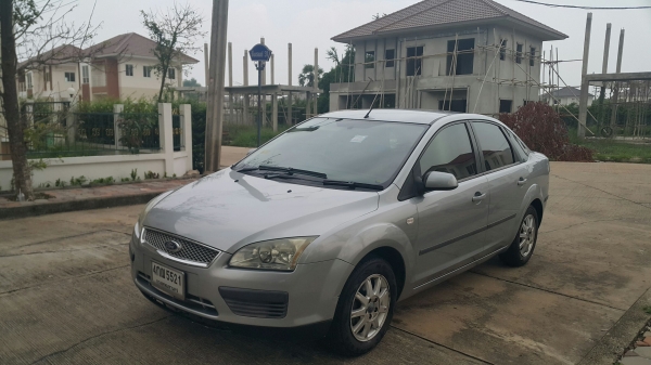 Ford Focus ปี 2007 เครื่อง1800 เกียร์ออร์โต้ เบาะผ้า รถเดิมๆ ไม่มีชนหนัก รับประกัน ติดแก๊สLPG หัวฉีด ถังโดนัด พร้อมใช้ แอร์เย็น ภายในสะอาด สนใจทดลองขับ ได้ ที่บ้าน นนทบุรี บางใหญ่ จัดไฟแนนซ์ได้ สนใจโทรเลย