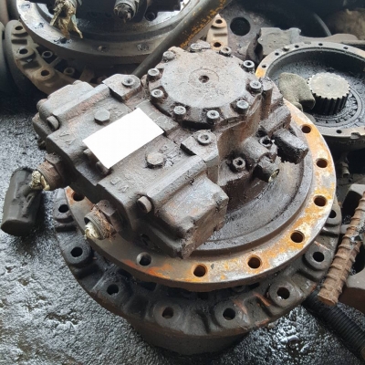 ตัวเดิน KOMATSU 907D เซียงกงใน 65,000 บาท ตัวเดิน KOMATSU 907D เซียงกงใน 65,000 บาท