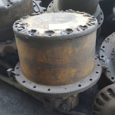 ตัวเดิน KOMATSU PC 200-5 เซียงกงใน 70,000 บาท ตัวเดิน KOMATSU PC 200-5 เซียงกงใน 70,000 บาท