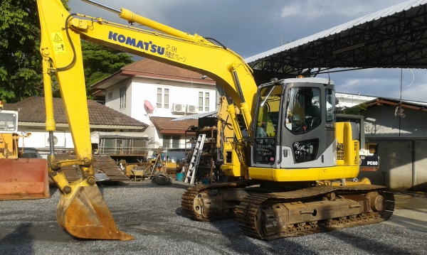 ต้องการขายรถขุดยี่ห้อ KOMATSU-PC-128US-2Eรถนอกนำเข้าจากญี่ปุ่น ต้องการขายรถขุดยี่ห้อ KOMATSU-PC-128US-2Eรถนอกนำเข้าจากญี่ปุ่น