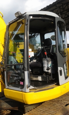 ต้องการขายรถขุดยี่ห้อ KOMATSU-PC-128US-2Eรถนอกนำเข้าจากญี่ปุ่น ต้องการขายรถขุดยี่ห้อ KOMATSU-PC-128US-2Eรถนอกนำเข้าจากญี่ปุ่น