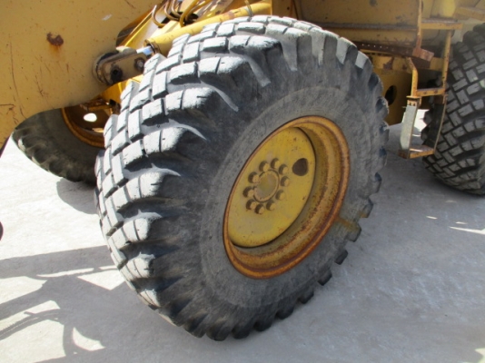 ขายรถตัก Caterpillar 910F (1.3คิว) 5,000ชม.นำเข้าจากญี่ปุ่น 092-929-9942 ธีรเทพ (แบงค์)