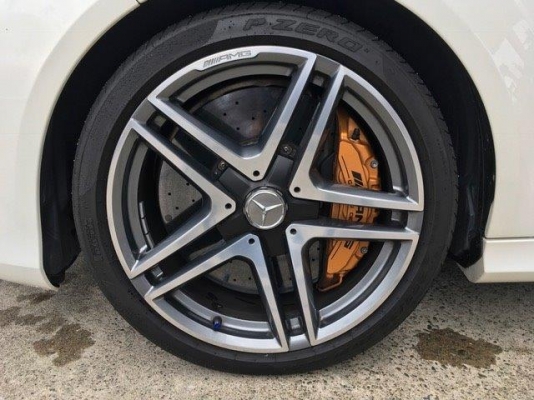 ของนอกจากญี่ปุ่น Mercedes-benz AMG E63