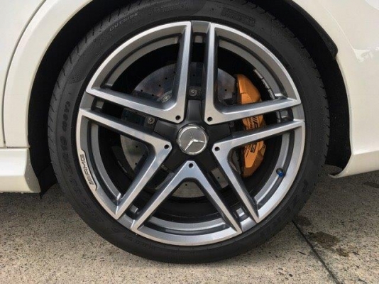 ของนอกจากญี่ปุ่น Mercedes-benz AMG E63