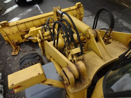 ถึงไทยแล้ว รถตัก Komatsu WA200-3 (2คิว) เปลี่ยนบุ๊งกี๋มาให้แล้วครับ  นำเข้าจากญี่ปุ่น ไม่เคยใช้ในไทย สภาพสวยๆ