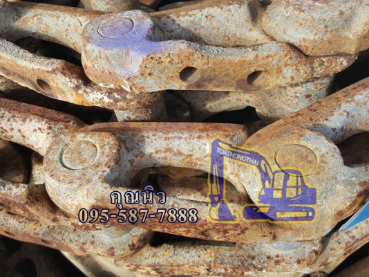โซ่แทรค รถแบคโฮ KOMATSU PC 60-5 เก่าใน 25,000 บาท โซ่แทรค รถแบคโฮ KOMATSU PC 60-5 เก่าใน 25,000 บาท