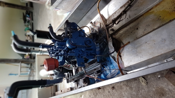 เรือรดน้ำสแตนเลส 4เขา เครื่องยนต์ kubota 3สูบ 18แรงม้า เป็นเครื่องจากญี่ปุ่น เครื่องเพิ่งวาง ไม่เคยใช้งานในไทย เรือเป็นสแตนเลส 304 หนา2.0มิลเต็ม กว้าง 1เมตร ยาว 3เมตร ปั้มรดน้ำแรงครับสภาพเก่าเก็บ ซื้อไปใช้งานได้เลยครับ สนใจติดต่อ 0817502357 เรือรดน้ำสแตนเลส 4เขา เครื่องยนต์ kubota 3สูบ 18แรงม้า เป็นเครื่องจากญี่ปุ่น เครื่องเพิ่งวาง ไม่เคยใช้งานในไทย เรือเป็นสแตนเลส 304 หนา2.0มิลเต็ม กว้าง 1เมตร ยาว 3เมตร ปั้มรดน้ำแรงครับสภาพเก่าเก็บ ซื้อไปใช้งานได้เลยครับ สนใจติดต่อ 0817502357