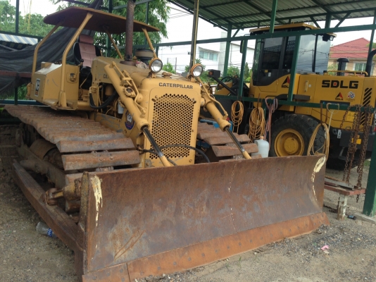 ขายรถแทคเตอร์CAT D4E ตีนเป็ดพร้อมใช้วาน