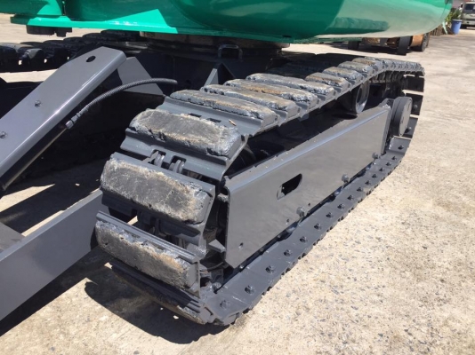 รถขุด KOMATSU PC10-7 ทำสีใหม่ นำเข้ามือสองญี่ปุ่น รถขุด KOMATSU PC10-7 ทำสีใหม่ นำเข้ามือสองญี่ปุ่น