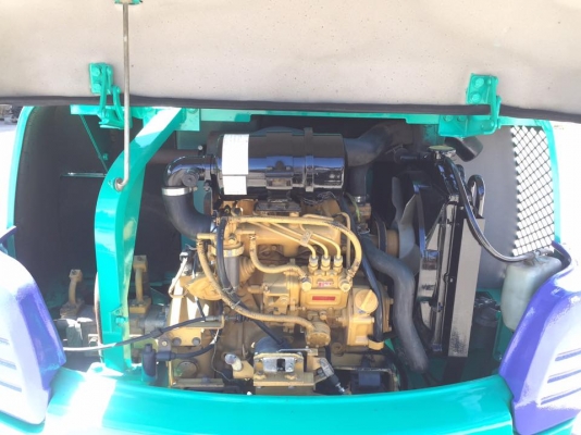 รถขุด KOMATSU PC10-7 ทำสีใหม่ นำเข้ามือสองญี่ปุ่น รถขุด KOMATSU PC10-7 ทำสีใหม่ นำเข้ามือสองญี่ปุ่น