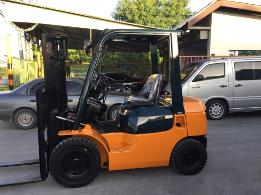 ขาย โตโยต้า รุ่น 7 ดีเซล 2 ตัน เสา 3 เมตร