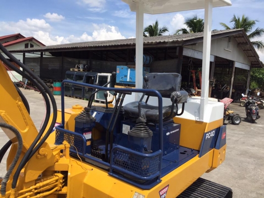รถขุด KOMATSU PC40-6 บูมยาว นำเข้ามือสองญี่ปุ่น รถขุด KOMATSU PC40-6 บูมยาว นำเข้ามือสองญี่ปุ่น