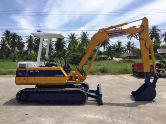 รถขุด KOMATSU PC40-6 บูมยาว นำเข้ามือสองญี่ปุ่น
