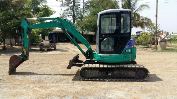 รถขุด Komatsu PC40MR-1 เก่าญี่ปุ่นแท้ รถสวยเดิมๆ รถขุด Komatsu PC40MR-1 เก่าญี่ปุ่นแท้ รถสวยเดิมๆ